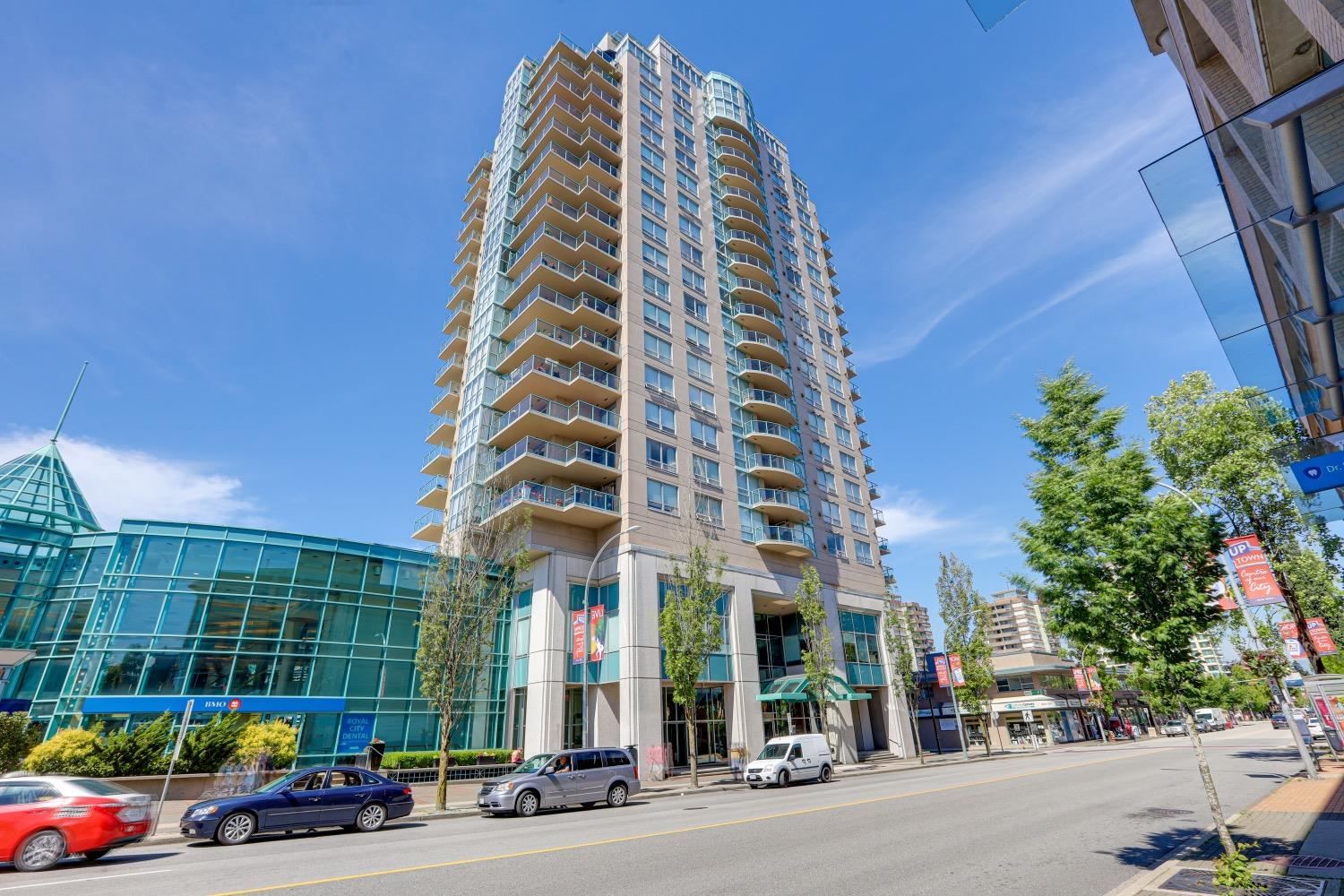 I have sold a property at 802 612 SIXTH ST in New Westminster
